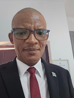 Dr Mareko Ramotsababa
