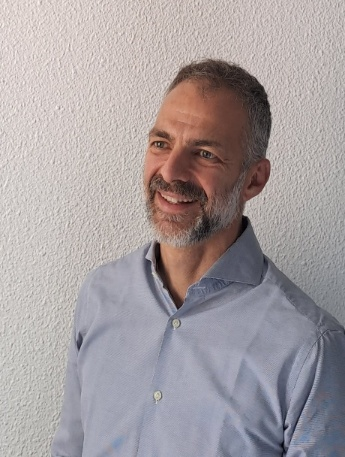 Dr. Diego Taveggia